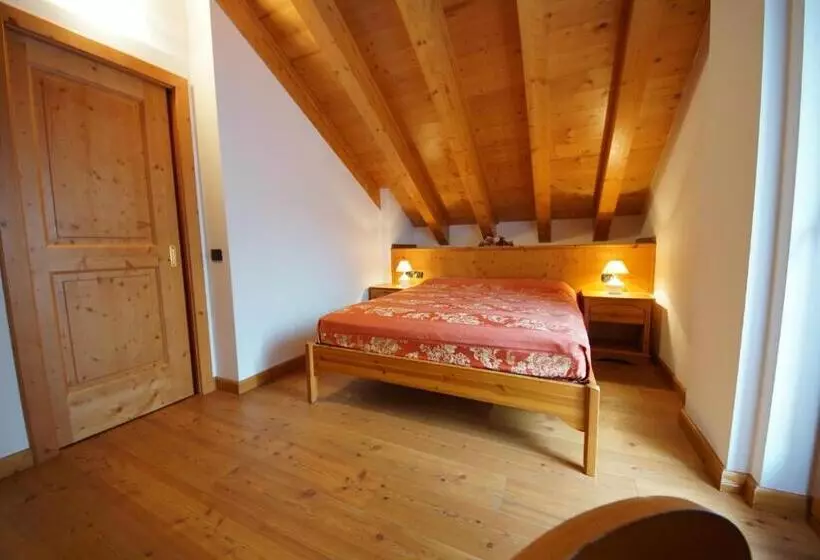 Huoneisto 2 Makuuhuonetta, Residence Baita Antlia