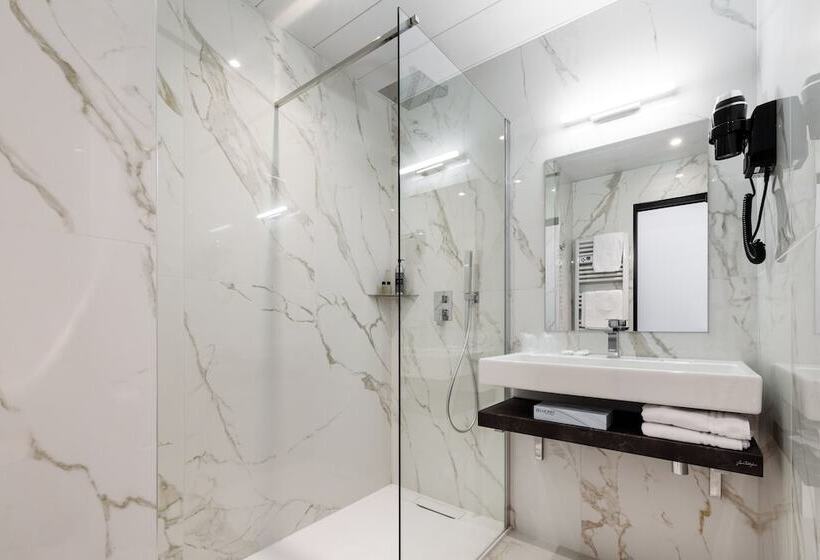 غرفة قياسية, Saint Georges