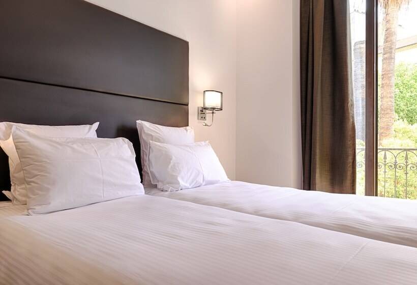 غرفة قياسية, Saint Georges