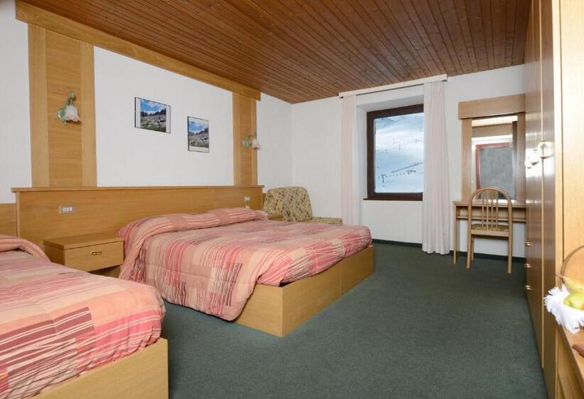 חדר סטנדרט נוף להרים, Savoia