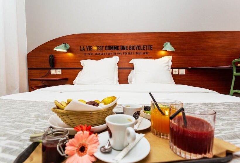 اتاق استاندارد, Sporting House