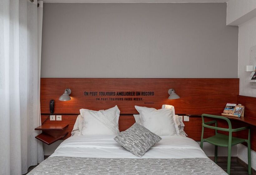 اتاق استاندارد, Sporting House