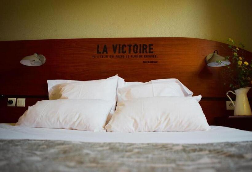 اتاق استاندارد, Sporting House