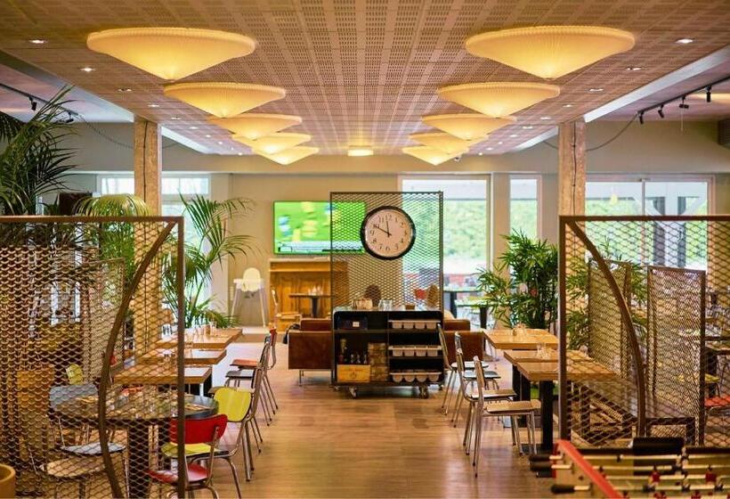 Номер Стандарт, Sporting House