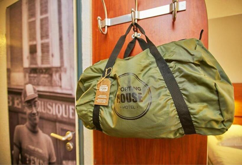 اتاق استاندارد, Sporting House