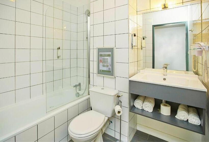 اتاق خانوادگی, Sporting House