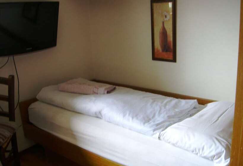 スタンダードシングルルーム, Villa Emilia