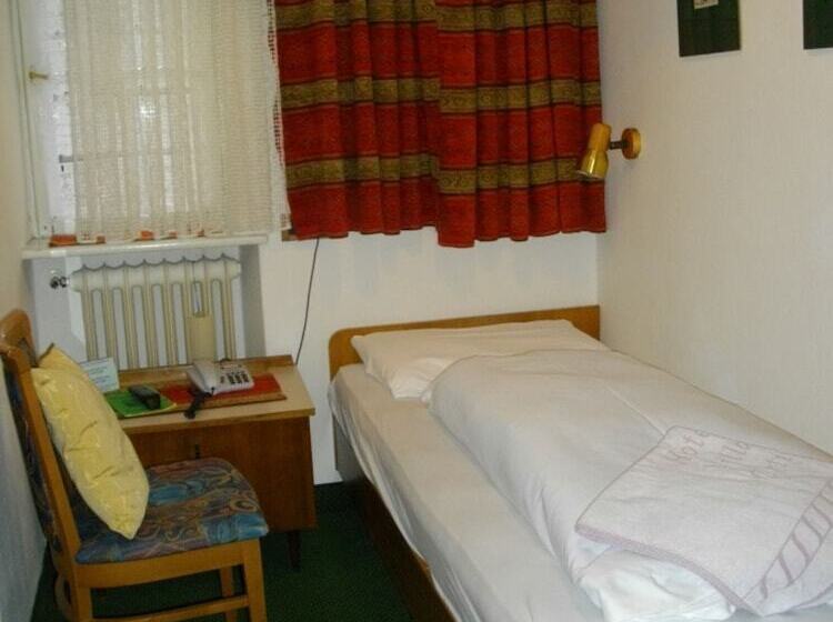 エコノミーシングルルーム, Villa Emilia