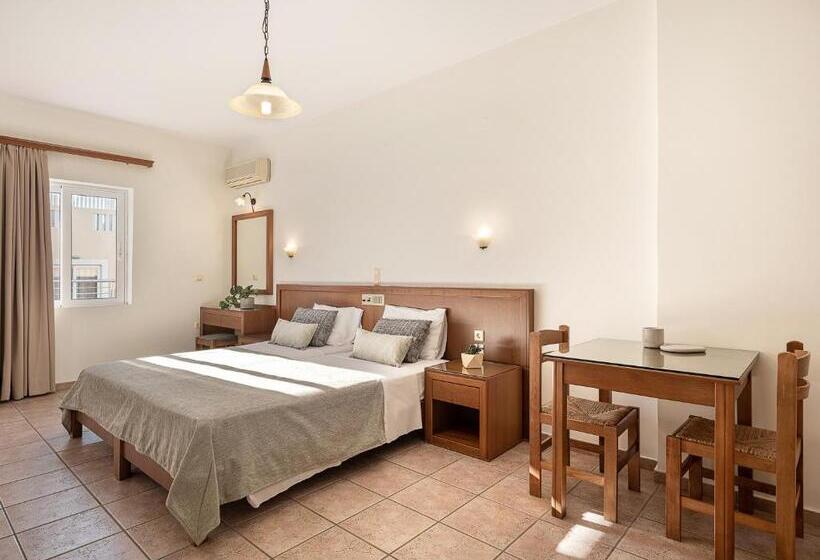 חדר סטודיו סטנדרד, Nontas Apart