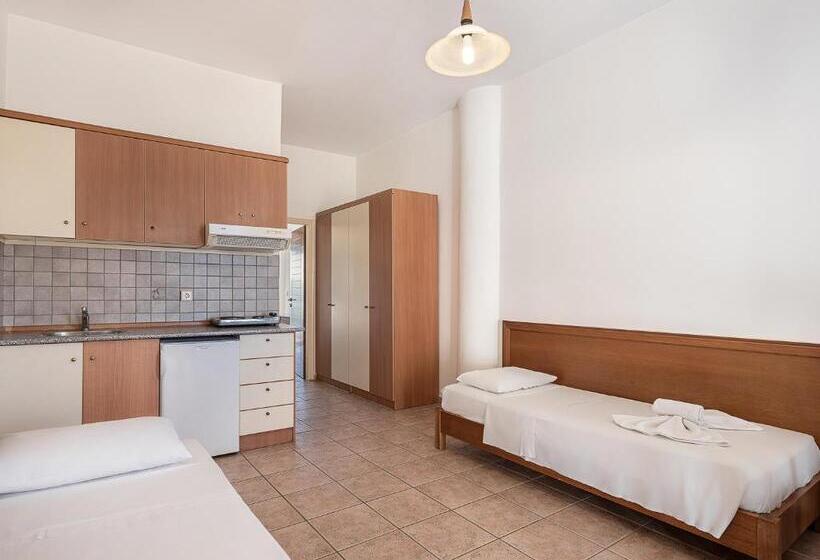 דירת חדר, Nontas Apart