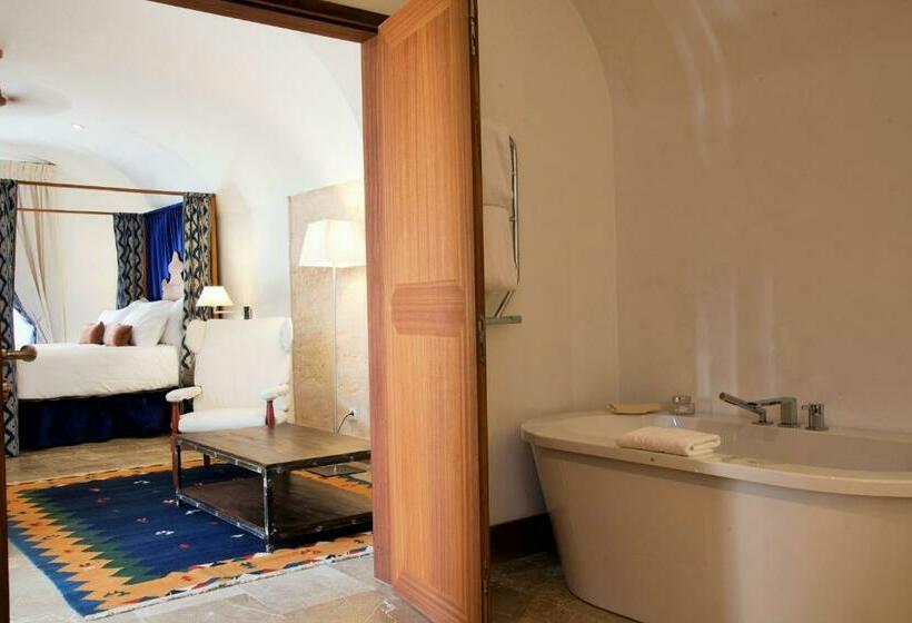 سوییت, Cap Rocat, A Small Luxury Hotel Of The World