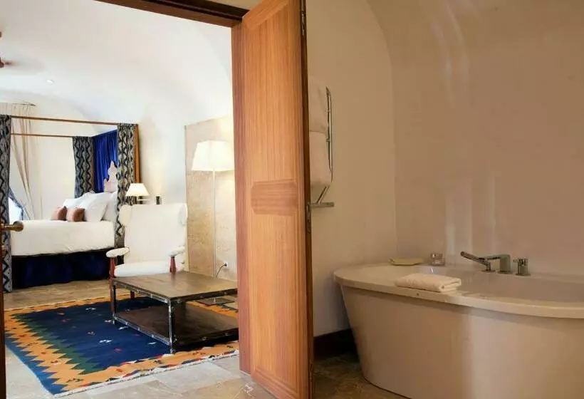 سوییت, Cap Rocat, A Small Luxury Hotel Of The World