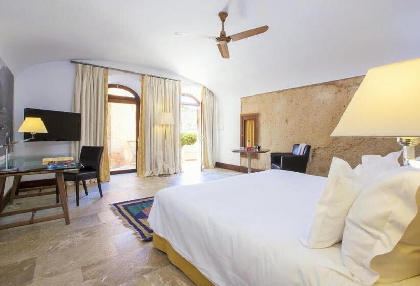 اتاق استاندارد, Cap Rocat, A Small Luxury Hotel Of The World