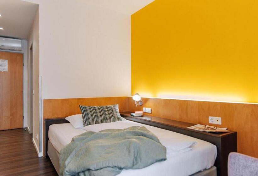 اتاق استاندارد یک نفره, Heinhotel Vienna Airport