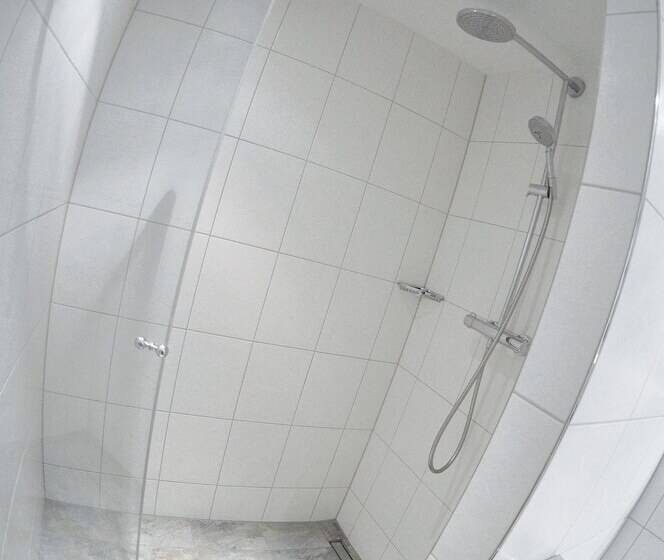 اتاق استاندارد, Adelante Boutique