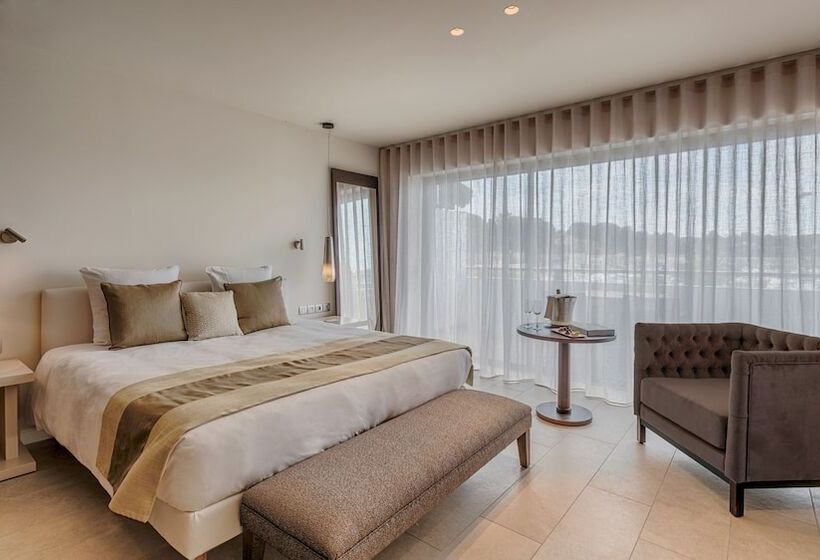 豪华房间, Cap D Antibes Beach