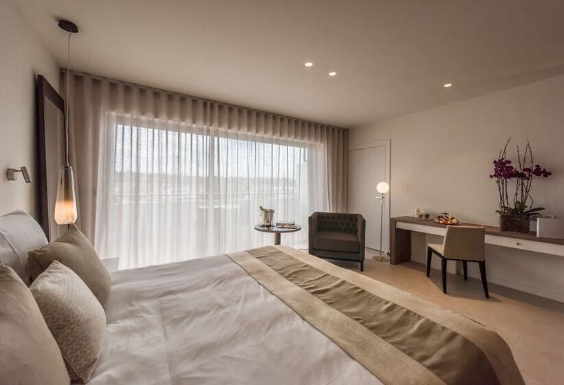 豪华房间, Cap D Antibes Beach