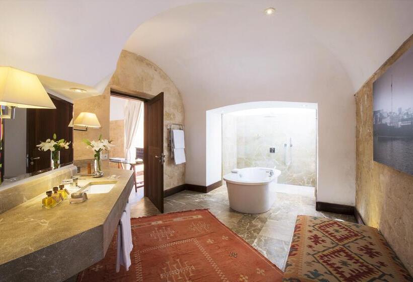 スイート, Cap Rocat, A Small Luxury Hotel Of The World