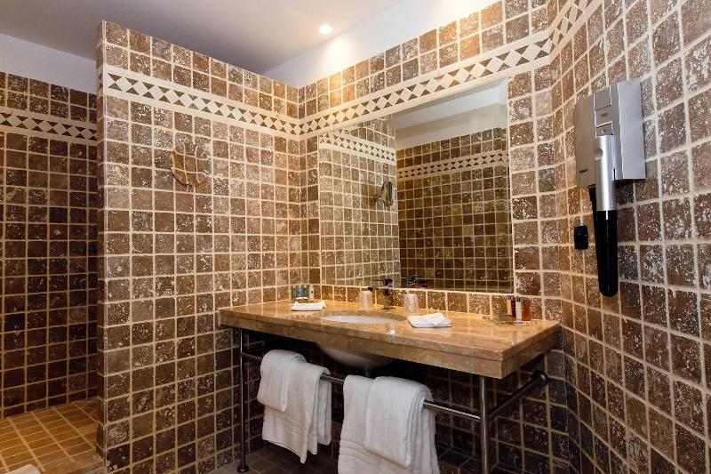 اتاق استاندارد با چشمانداز, De Bourgtheroulde, Autograph Collection