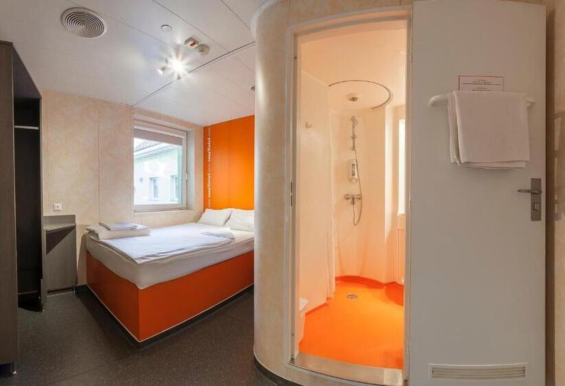 اتاق استاندارد, Easyhotel Budapest Oktogon