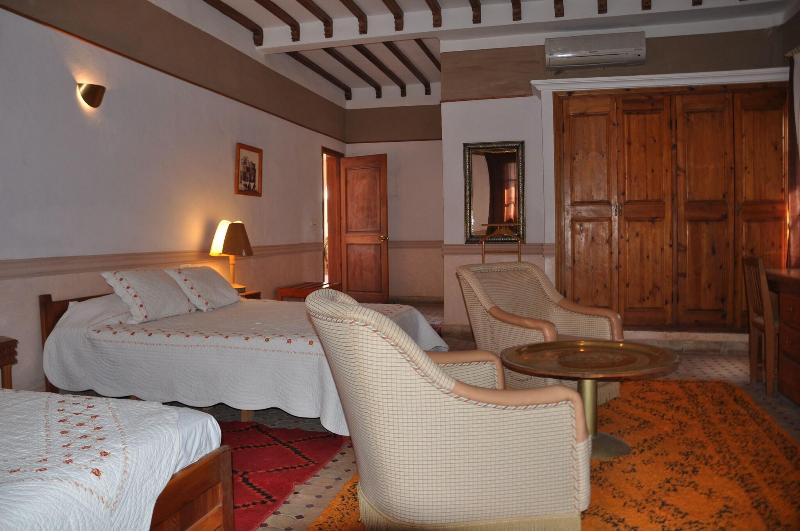 اتاق استاندارد, Ksar Assalassil