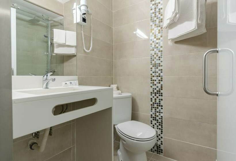 اتاق استاندارد سه نفره, Lx Rossio