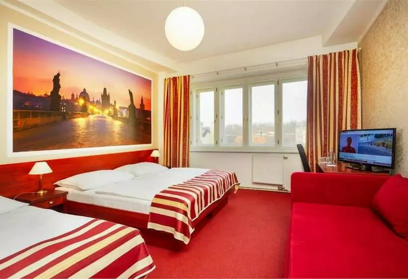 Standard Kolmen Hengen Huone, Metropolitan Old Town Hotel Czech Leading Hotels
