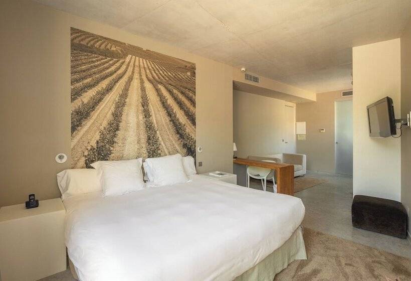 חדר דלוקס, Viura