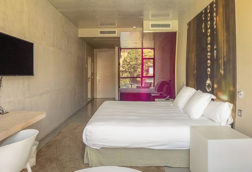 חדר דלוקס, Viura