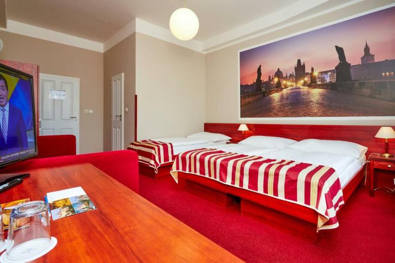 Quarto Quádruplo Estandar, Metropolitan Old Town Hotel   Czech Leading Hotels