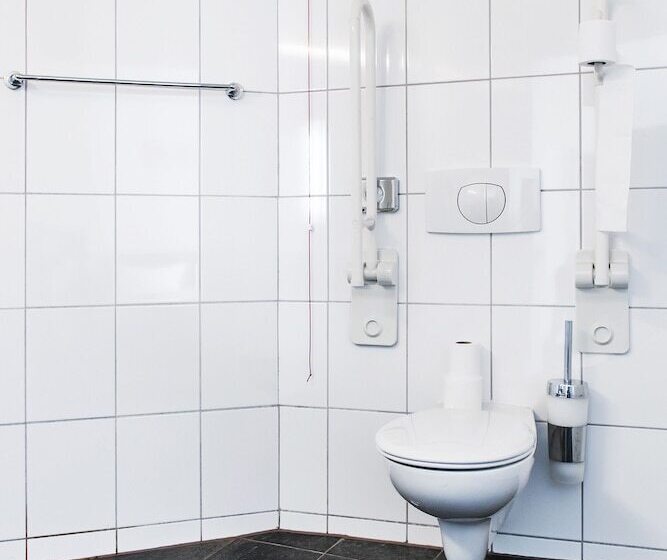 اتاق استاندارد, Mikon Eastgate