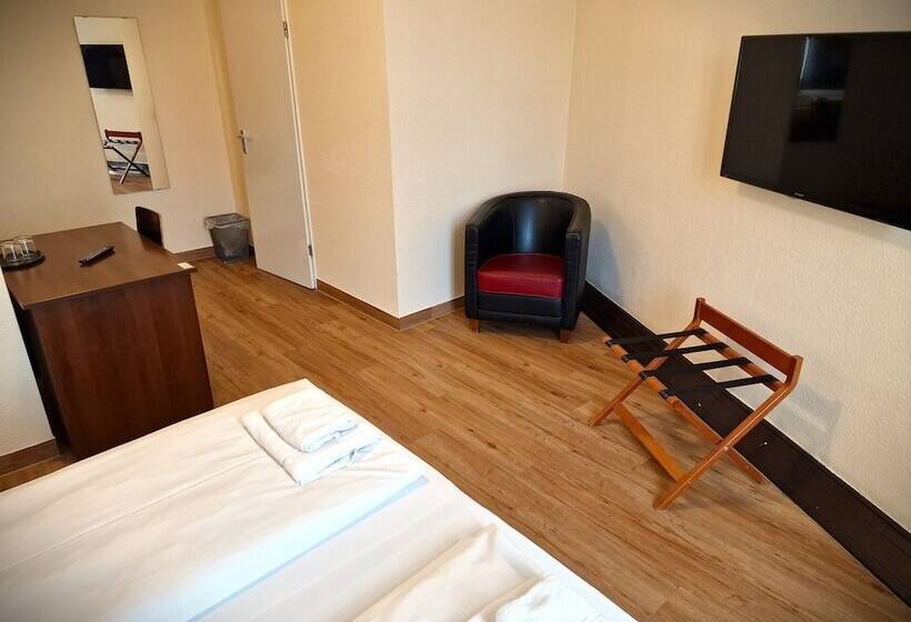 اتاق استاندارد, Mikon Eastgate