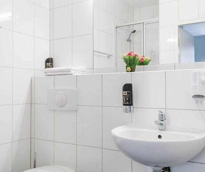 اتاق استاندارد یک نفره, Mikon Eastgate