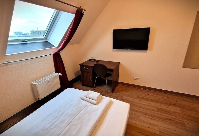 اتاق استاندارد یک نفره, Mikon Eastgate