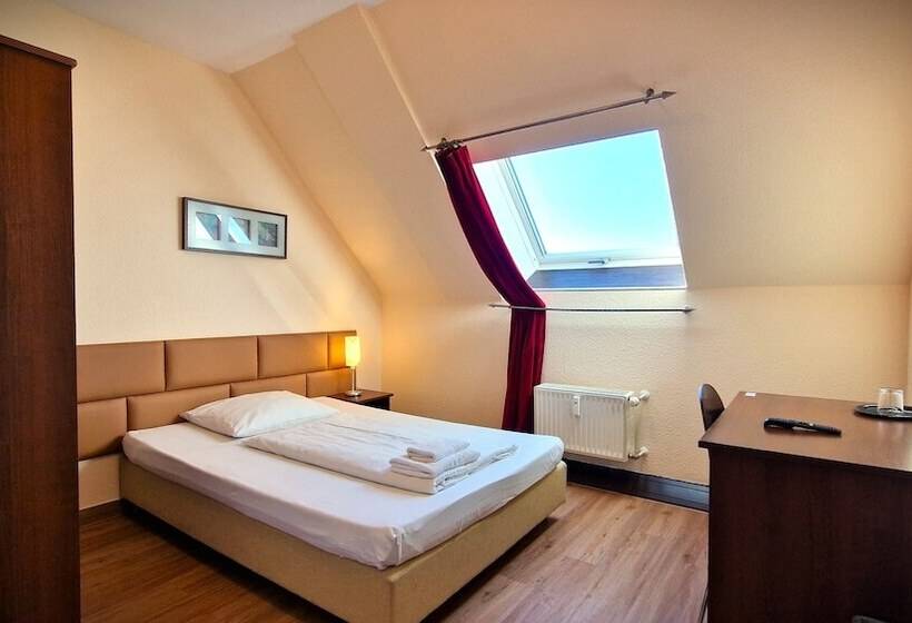 اتاق استاندارد یک نفره, Mikon Eastgate