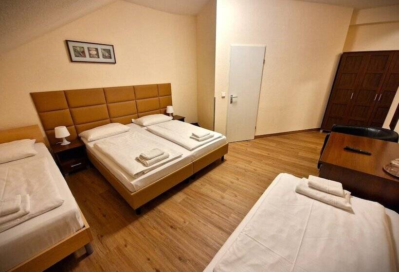 اتاق استاندارد چهار تخته, Mikon Eastgate