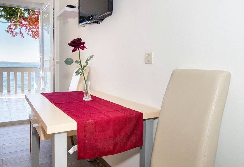 דירת חדר, Beachfront Apartmants Zanic