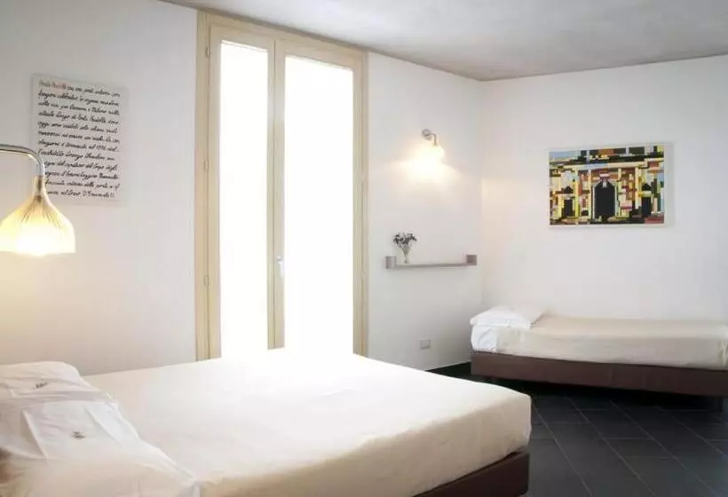 ジュニアスイート, 6 Porte Guesthouse
