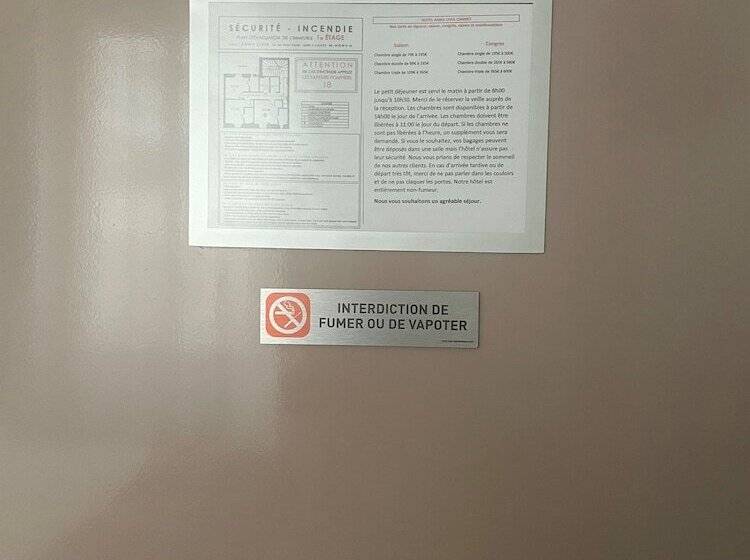 스탠다드 룸, Anna Livia