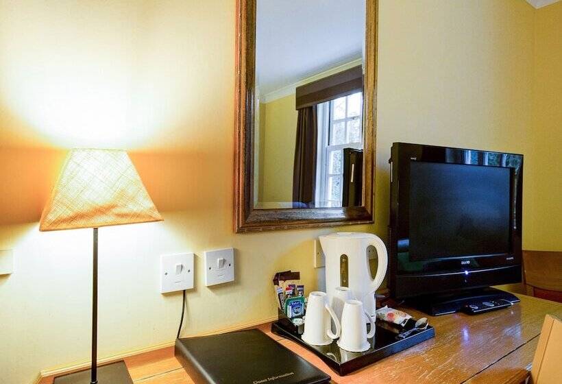 חדר קלאסי, Barony Castle