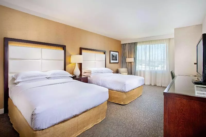 Deluxe-huone, Central