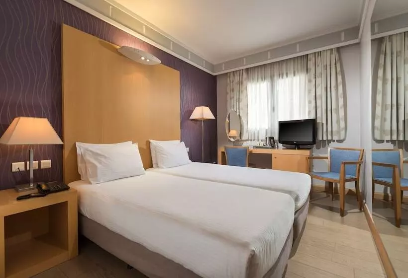 Economy-huone, Central