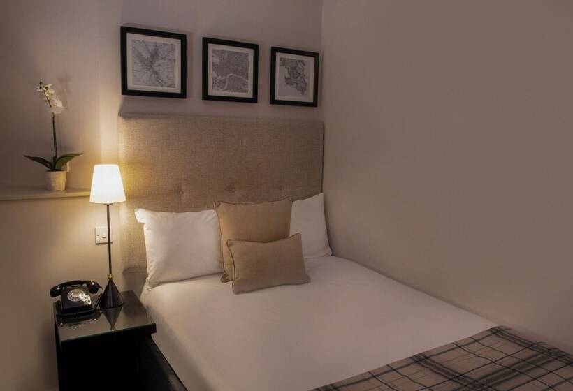 Номер Стандарт Индивидуальный, De Vere Latimer Estate