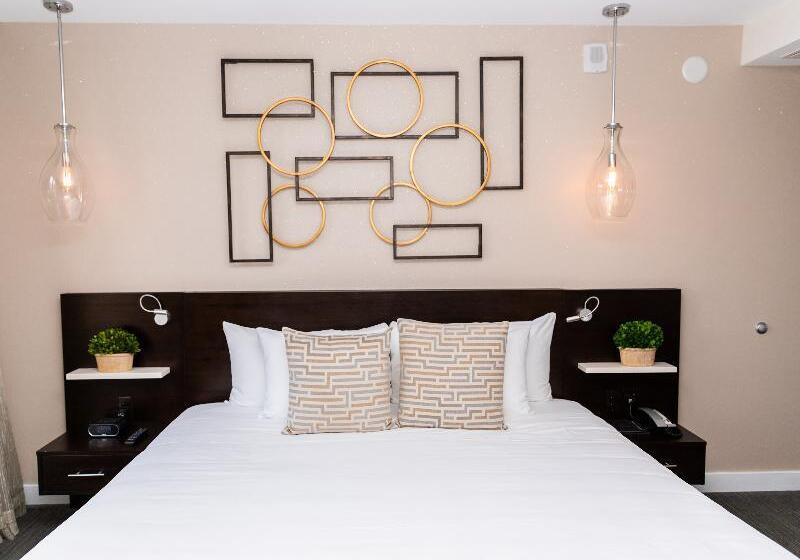 Номер Deluxe, De Vere Latimer Estate