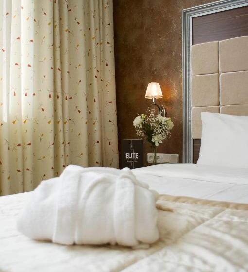 Standard Triple Room, Elite Hotel Dragos