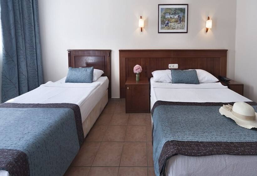 Номер Стандарт Трехместный, Golden Age Hotel Bodrum