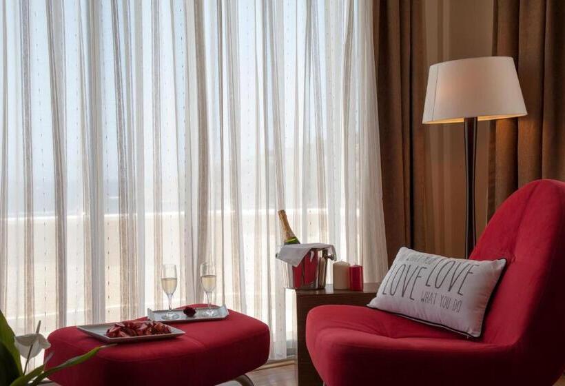 オーシャンビュージュニアスイート, Golden Age Hotel Bodrum