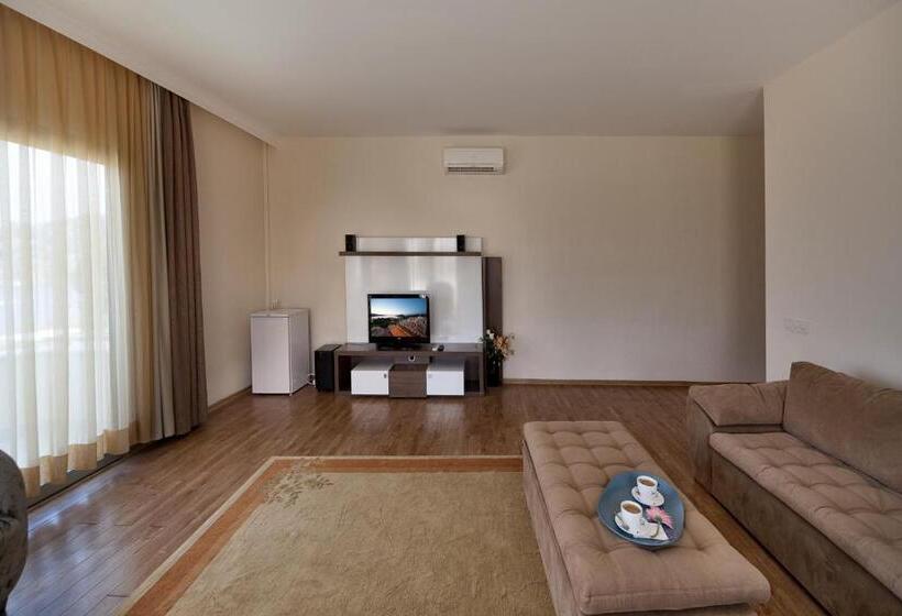 オーシャンビュースイート, Golden Age Hotel Bodrum