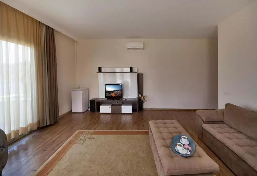 Sviitti Merinäkymä, Golden Age Hotel Bodrum