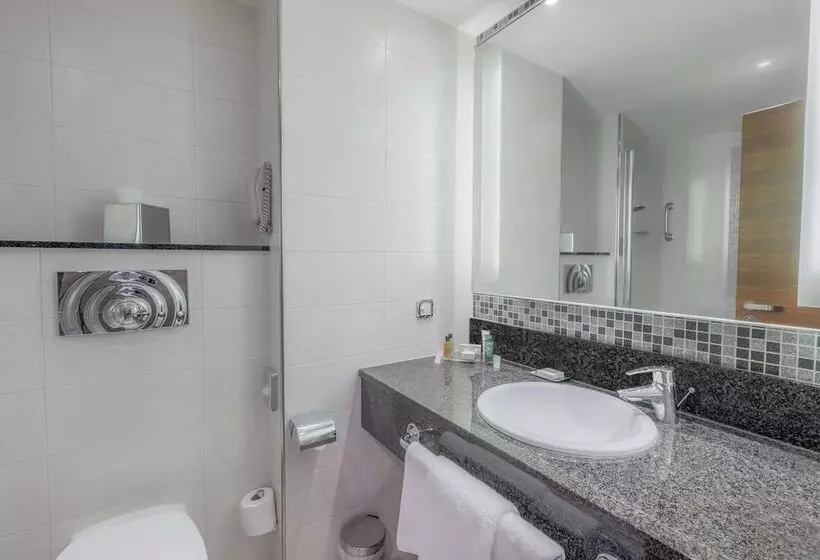 デラックスルーム, Hilton Reading
